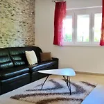 דירה House Holek *