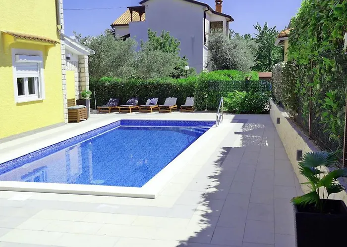 House Holek Apartment *