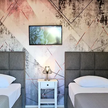 Apartman House Holek